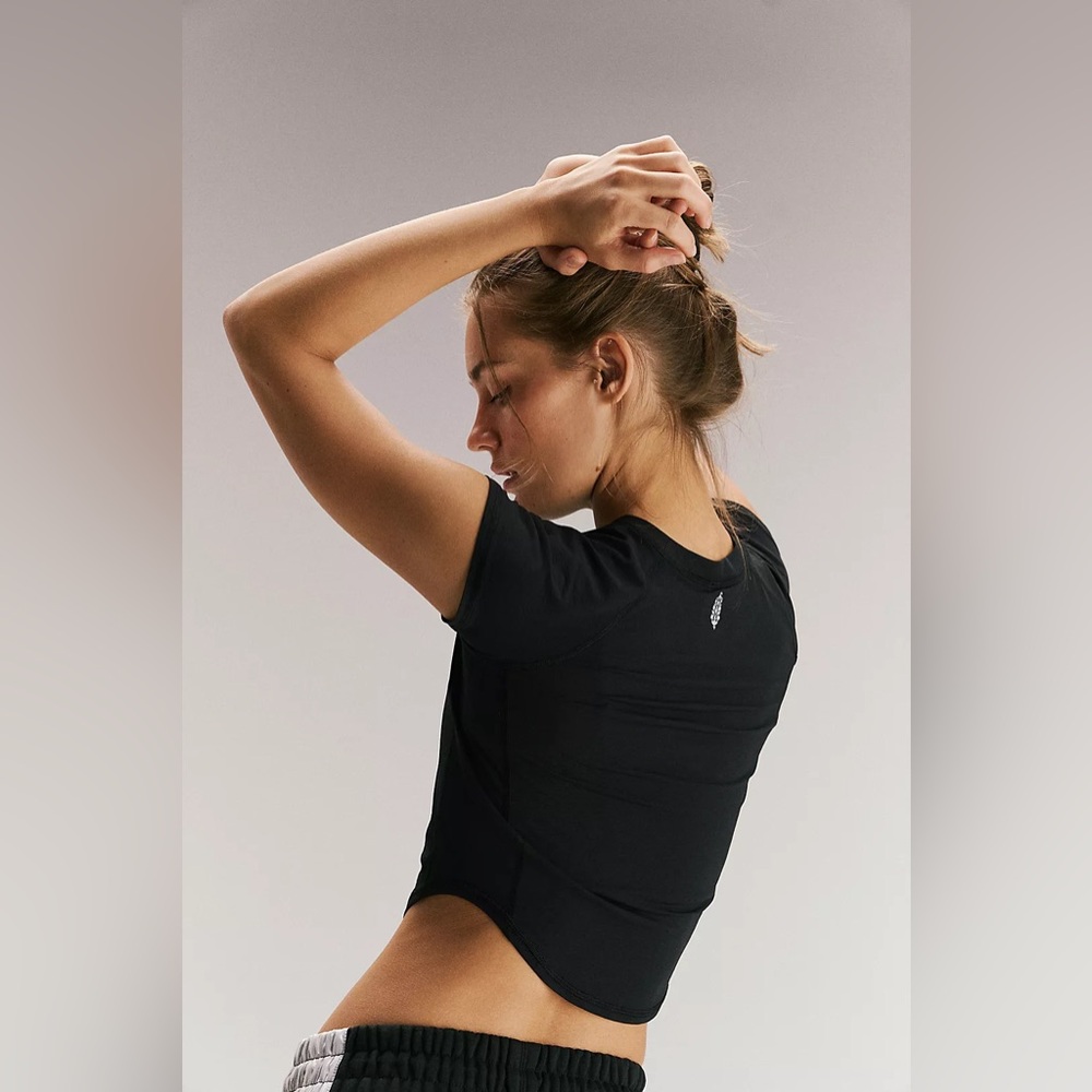 NWOT FREE PEOPLE MOVEMENT Tempo On Repeat Logo Short-Sleeve Tee MSRP $48 - Picture 3 of 14